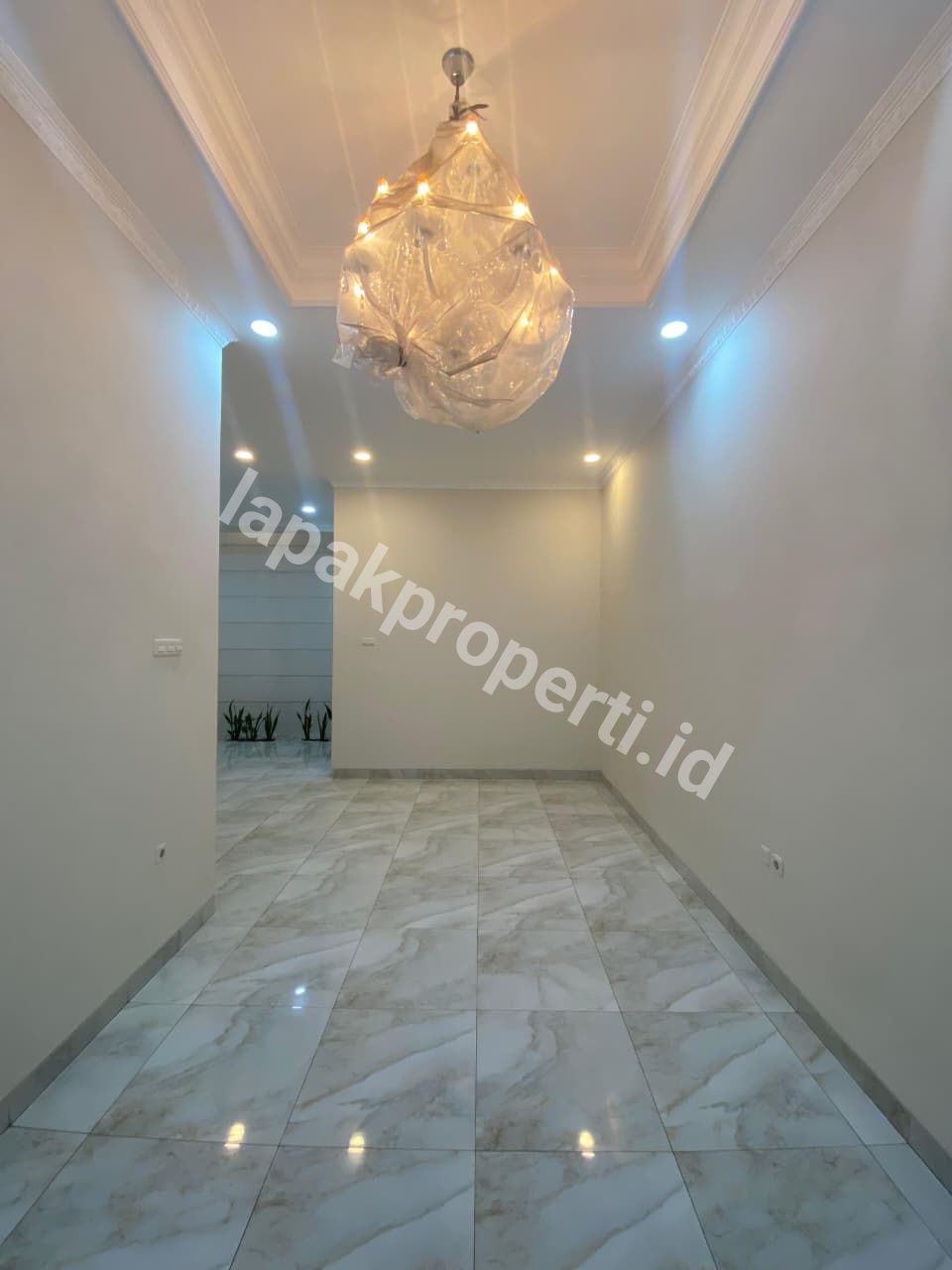 Foto RUMAH POJOK MEWAH DALAM CLUSTER STRATEGIS di PONDOK GEDE BEKASI - 6