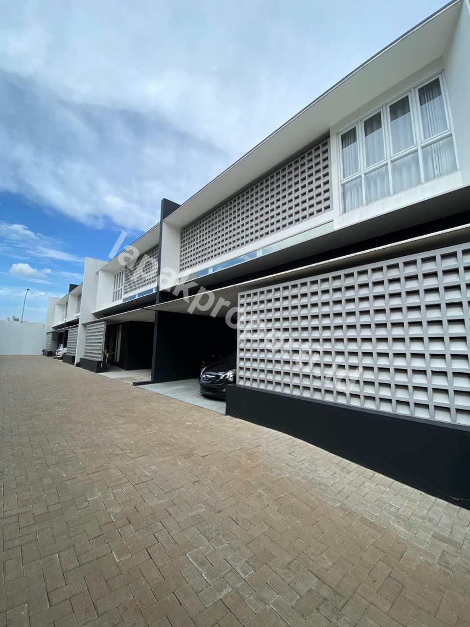 Foto RUMAH BAGUS DALAM CLUSTER STRATEGIS di CAMAN KALIMALANG BEKASI - 3