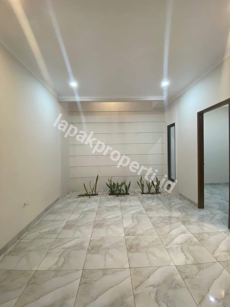 Foto RUMAH POJOK MEWAH DALAM CLUSTER STRATEGIS di PONDOK GEDE BEKASI - 5