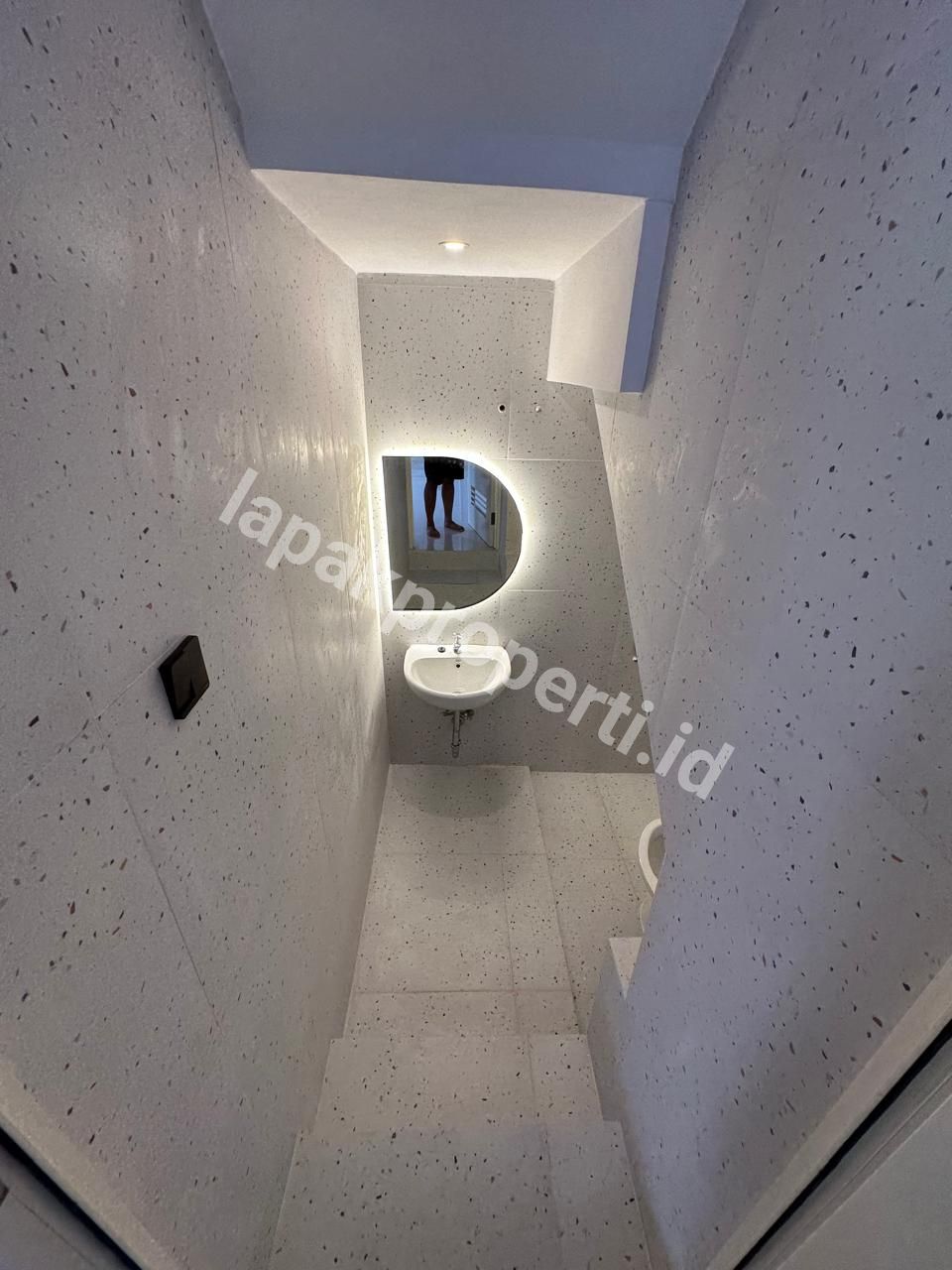 Foto RUMAH MURAH SIAP HUNI DALAM CLUSTER MONTE TORENA di GRAND WISATA BEKASI - 7