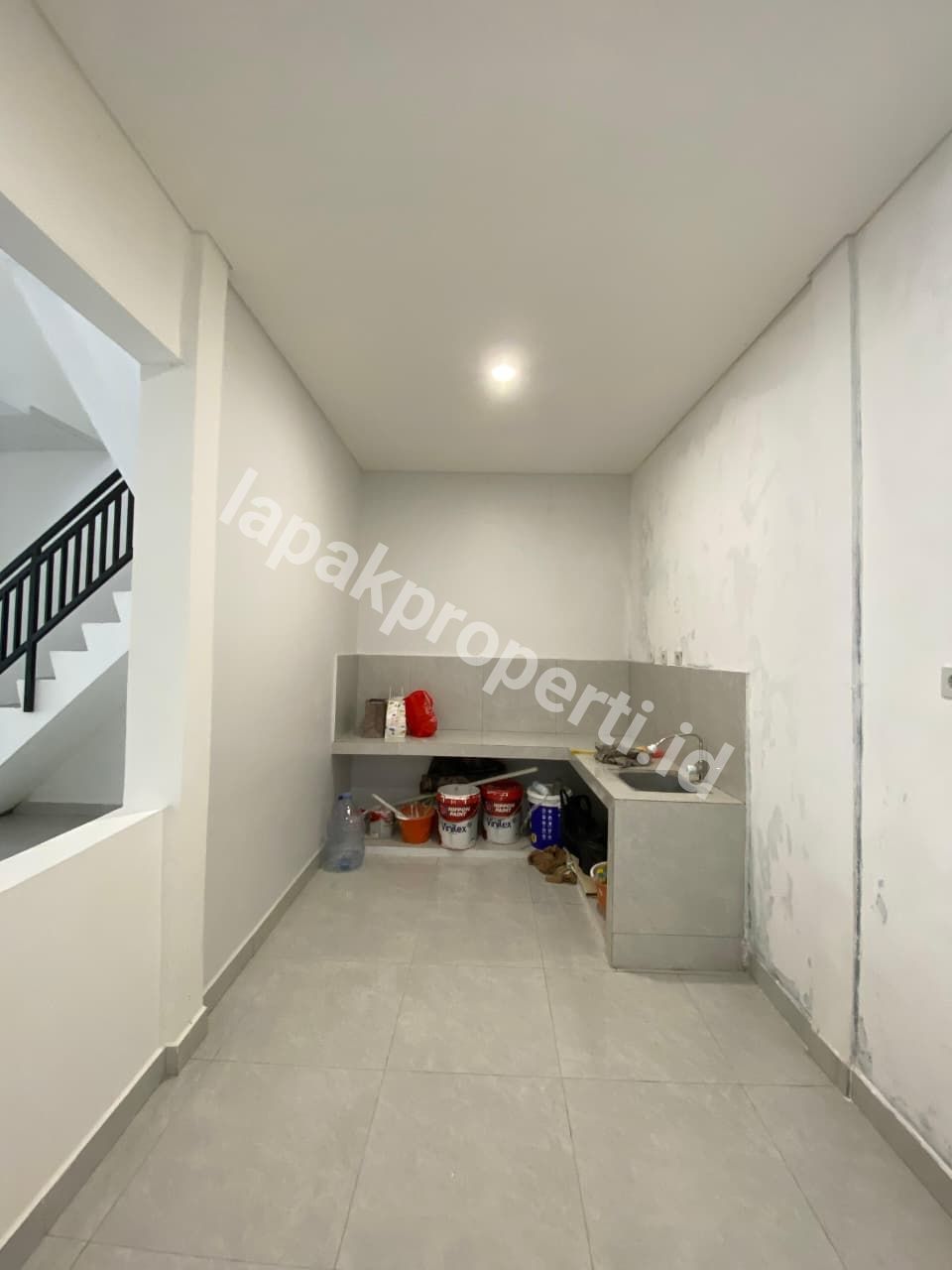 Foto RUMAH BARU RENOVASI TANAH LUAS DALAM KOMPLEK STRATEGIS di JAGAKARSA JAKARTA SELATAN - 10