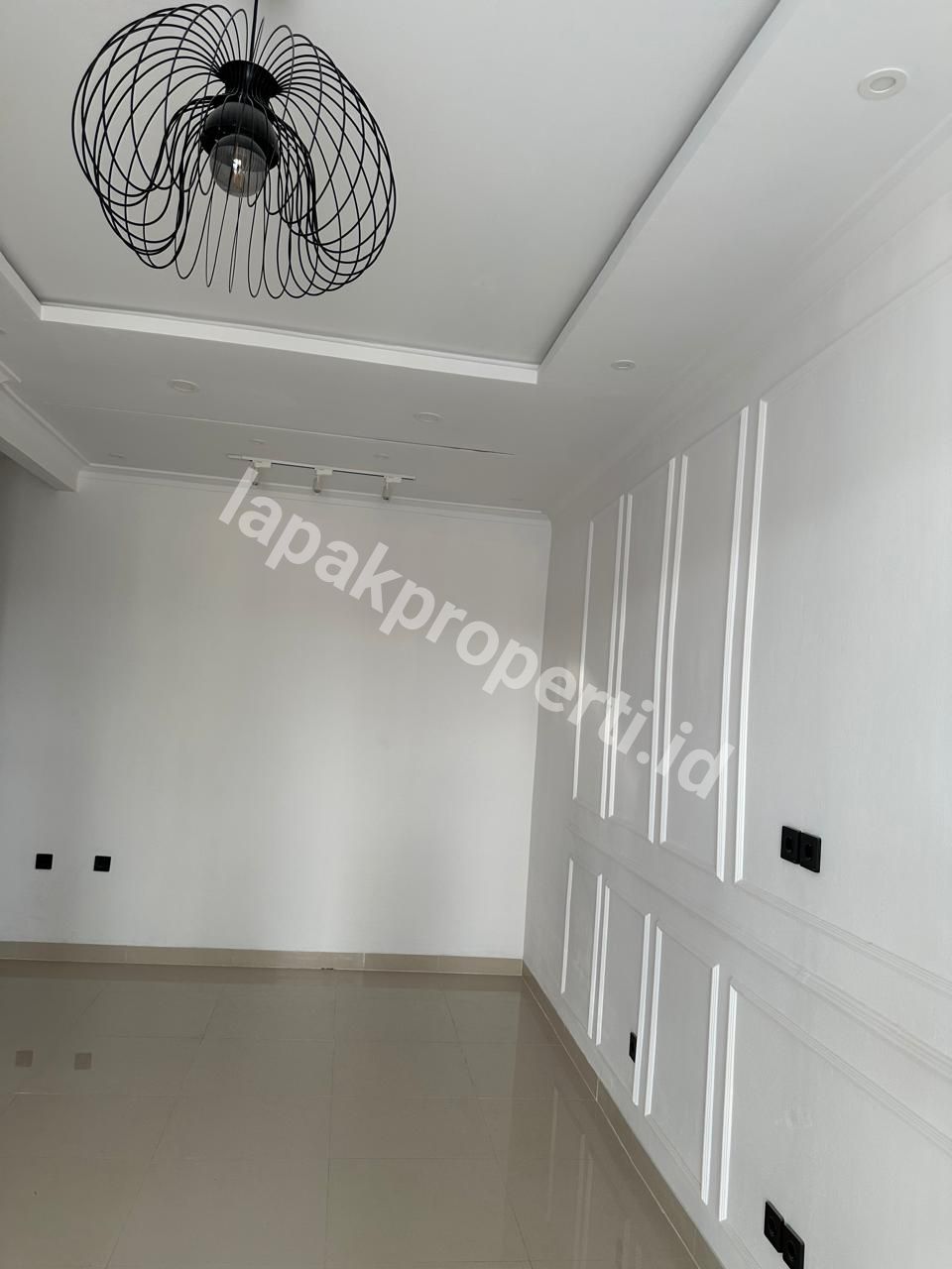 Foto RUMAH MURAH SIAP HUNI DALAM CLUSTER MONTE TORENA di GRAND WISATA BEKASI - 8