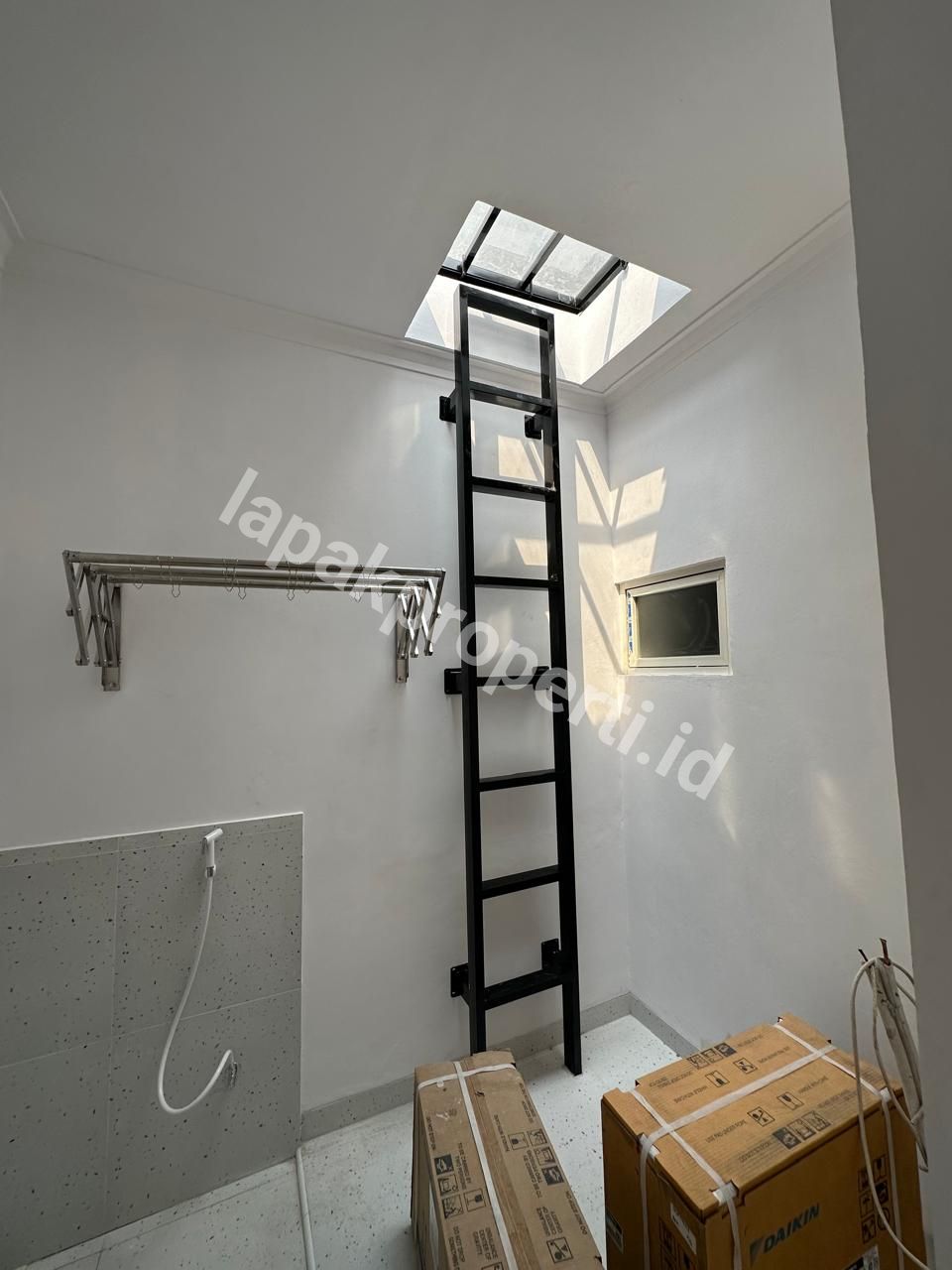 Foto RUMAH MURAH SIAP HUNI DALAM CLUSTER MONTE TORENA di GRAND WISATA BEKASI - 14