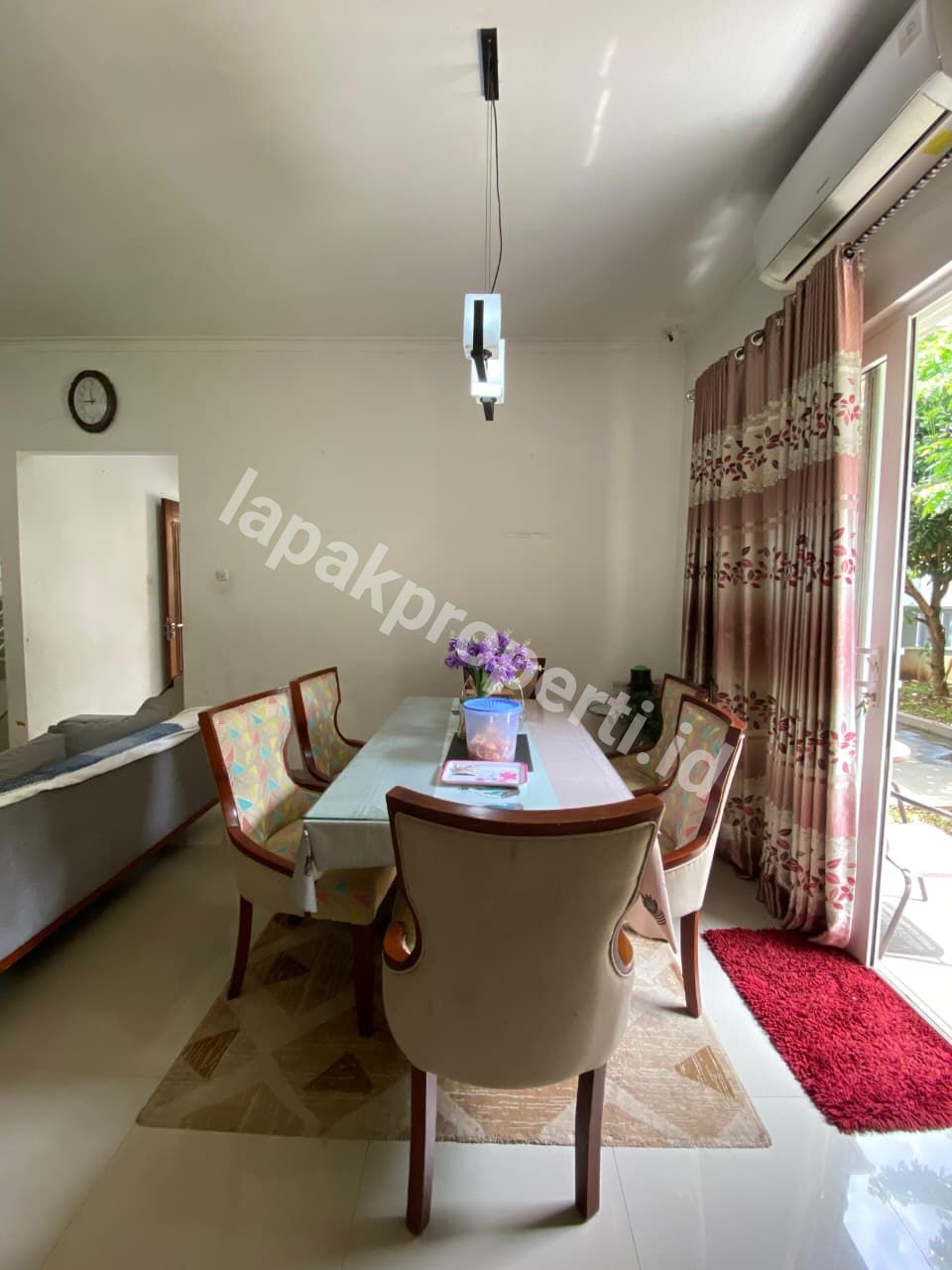 Foto RUMAH POJOK TANAH LUAS DALAM CLUSTER STRATEGIS di CIPAYUNG JAKARTA TIMUR - 3