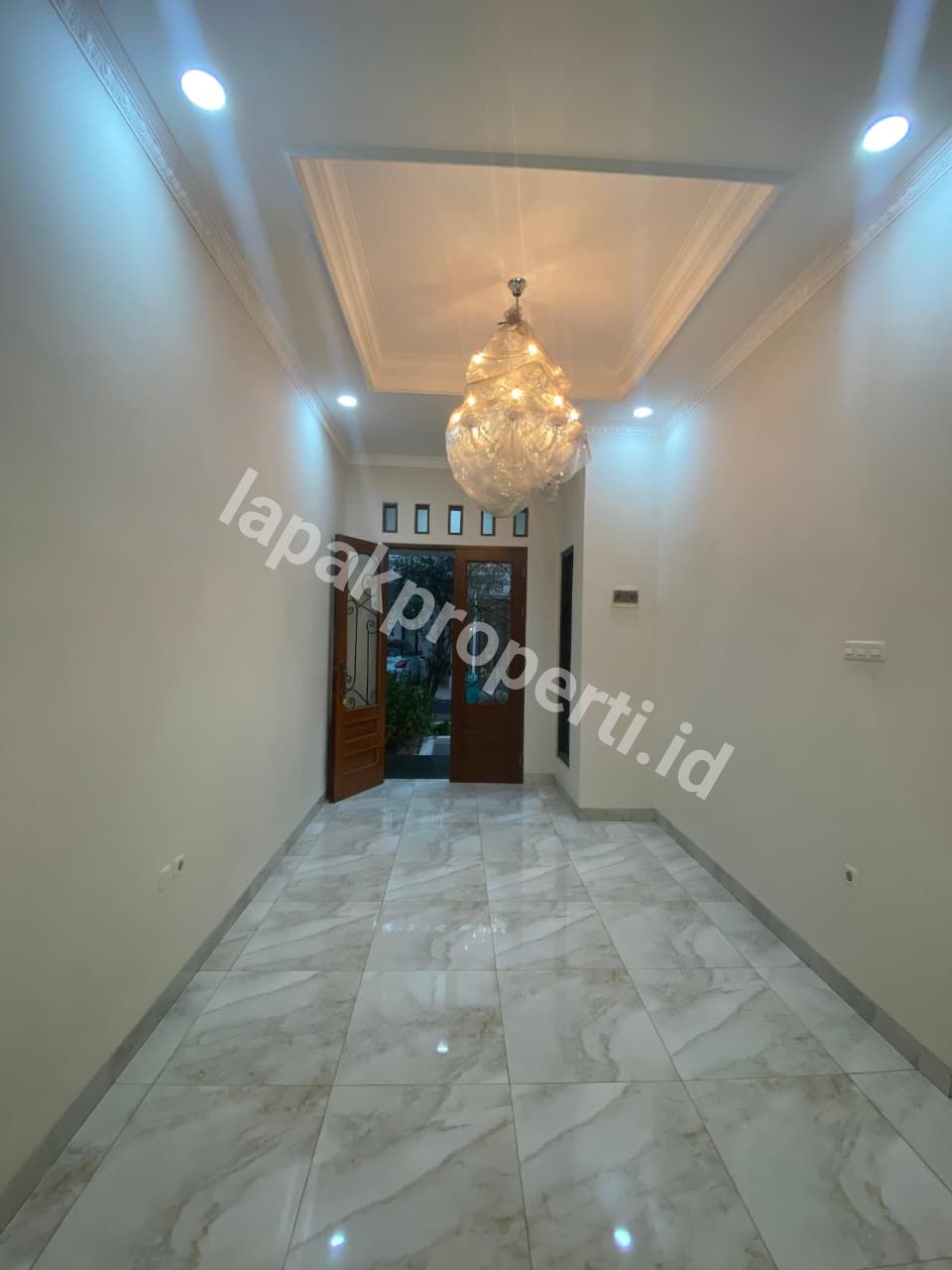 Foto RUMAH POJOK MEWAH DALAM CLUSTER STRATEGIS di PONDOK GEDE BEKASI - 7