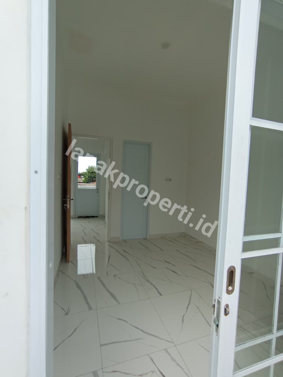 Foto Dijual rumah baru minimalis  Lokasi jalan jati Kramat baru prumahan taman sari - 6