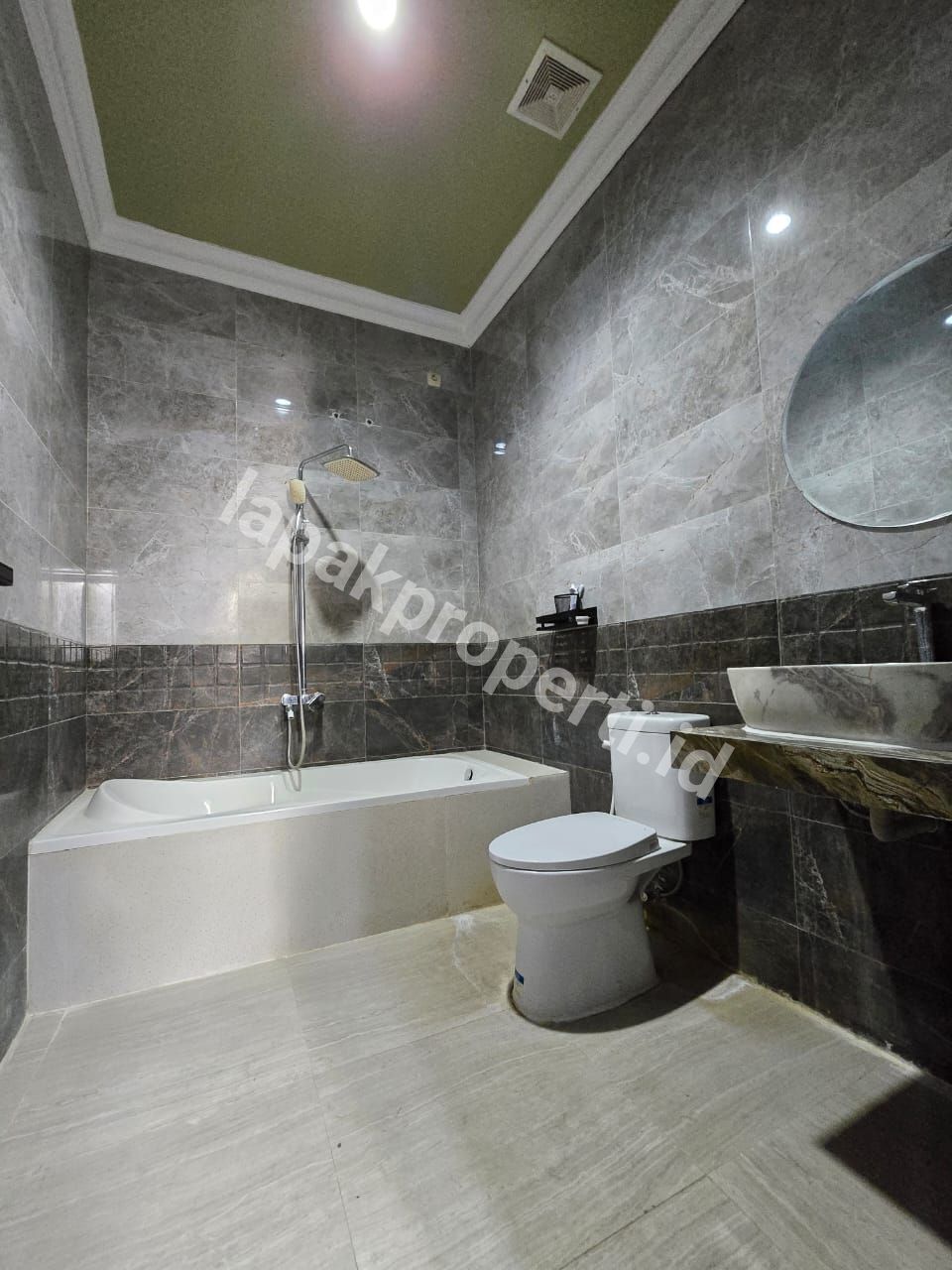 Foto Turun Harga Rumah Semi Furnished Dalam komplek Di Duren Sawit Jakarta Timur - 14
