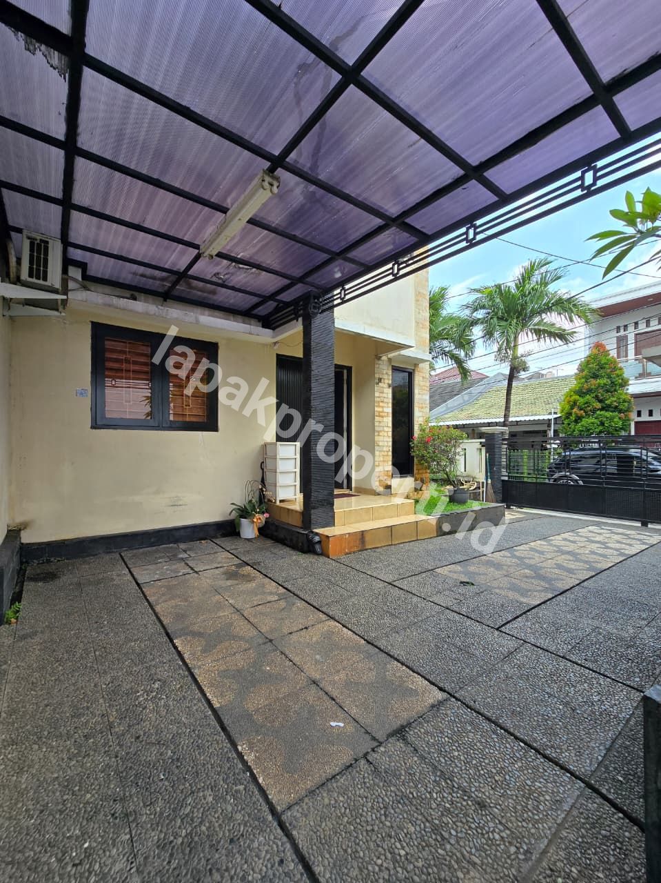 Foto Dijual Rumah Secondary Full Furnished Dalam komplek Di Billymoon Pondok Kelapa Jakarta Timur - 3