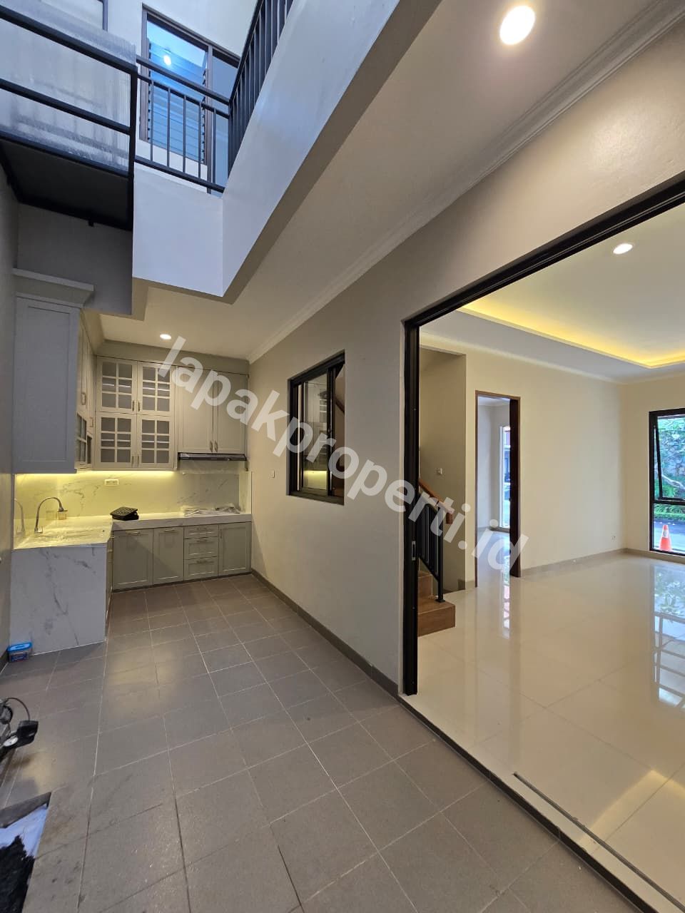 Foto Dijual Rumah Terawat Dalam Twonhouse Di Condet Jakarta Timur - 6