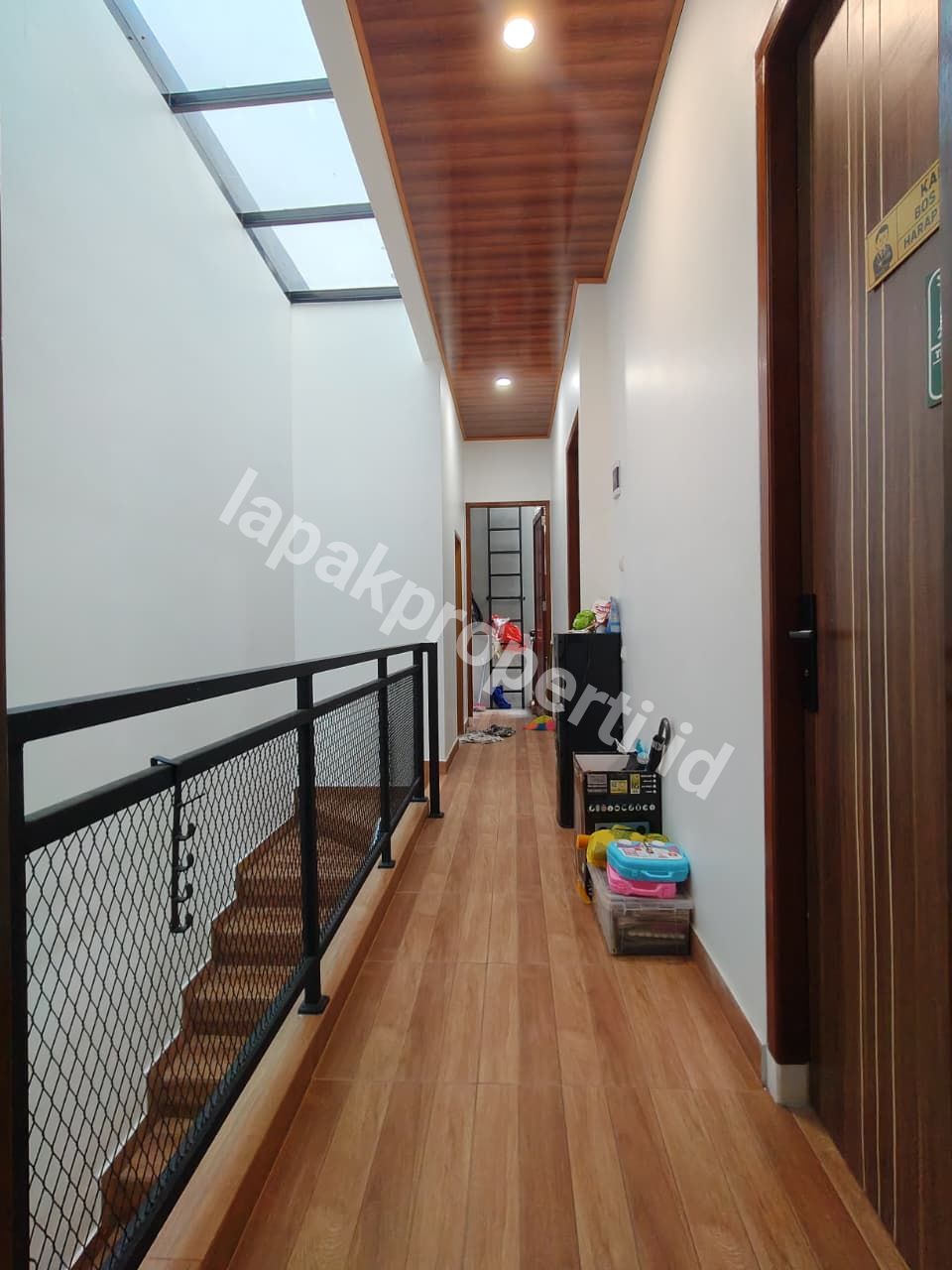 Foto Dijual Rumah Secondary Siap Huni Di Ciracas Jakarta Timur - 8