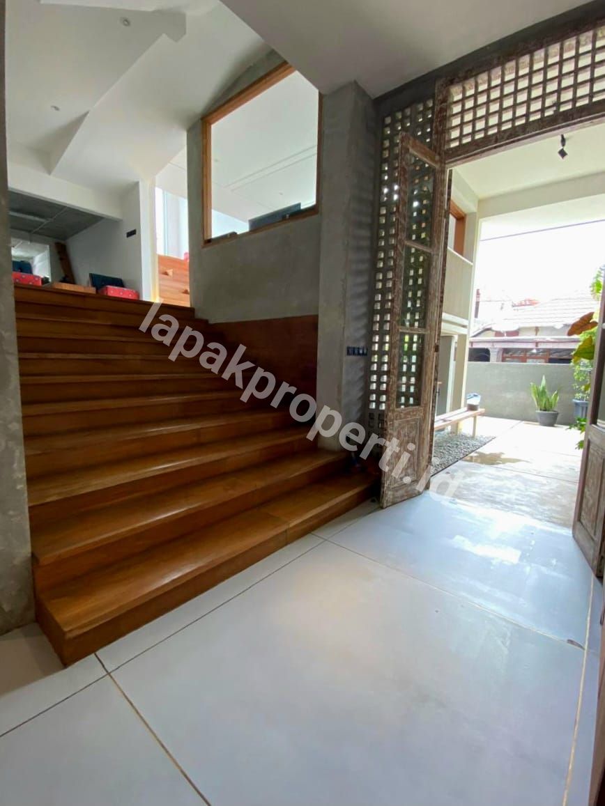 Foto Rumah Modern Siap Huni di Pulomas Jakarta Timur - 12