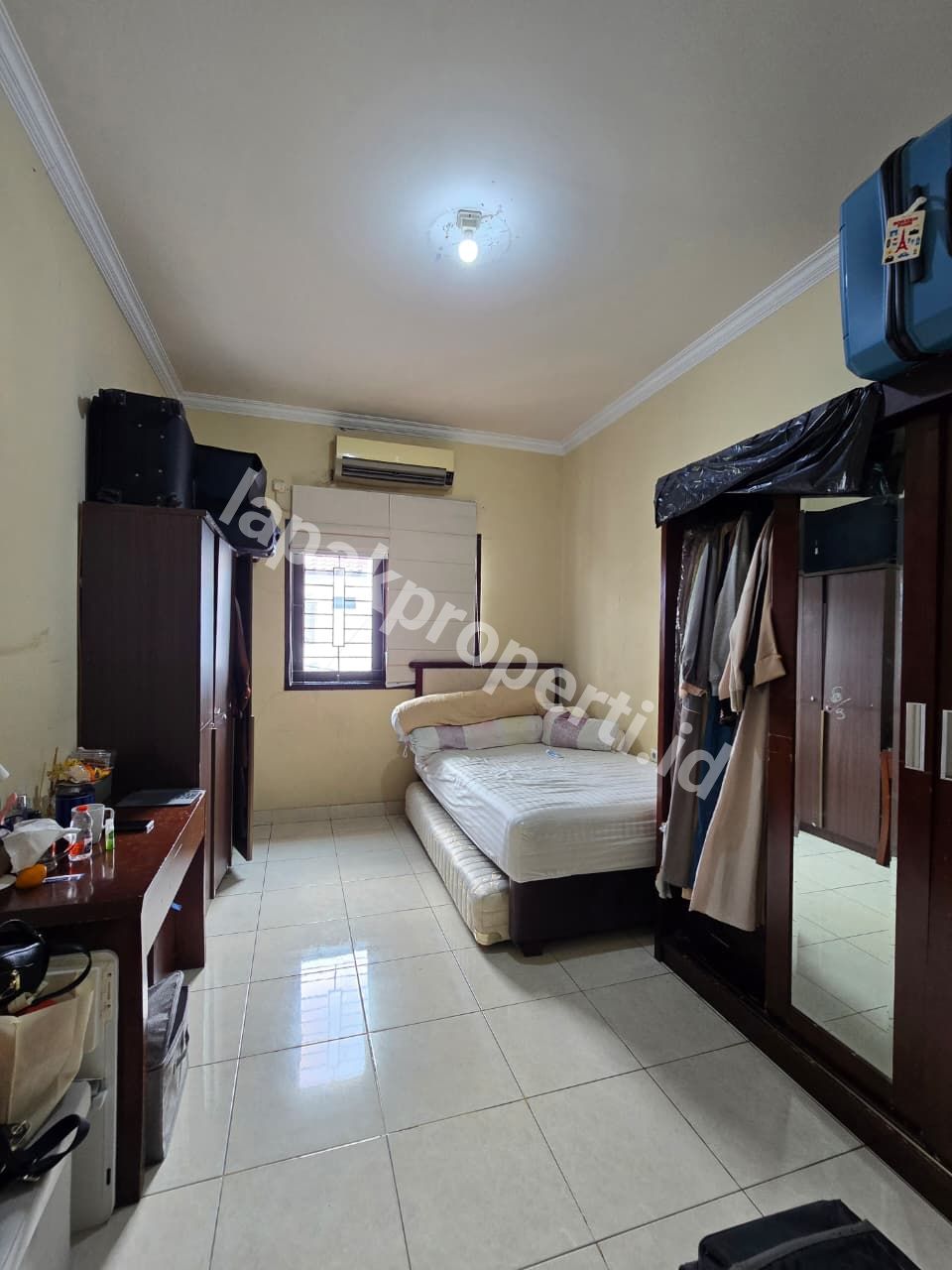 Foto Dijual Rumah Secondary Full Furnished Dalam komplek Di Billymoon Pondok Kelapa Jakarta Timur - 11