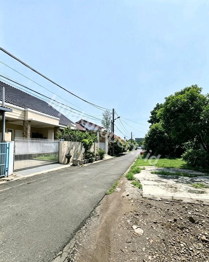 Foto Turun Harga Rumah Dalam Komplek Tenang Di Pondok Kelapa Jakarta Timur - 2