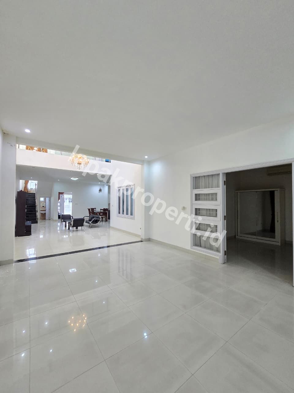 Foto Dijual Rumah Secondary Akses Jalan Lebar Di Duren Sawit Jakarta y - 3