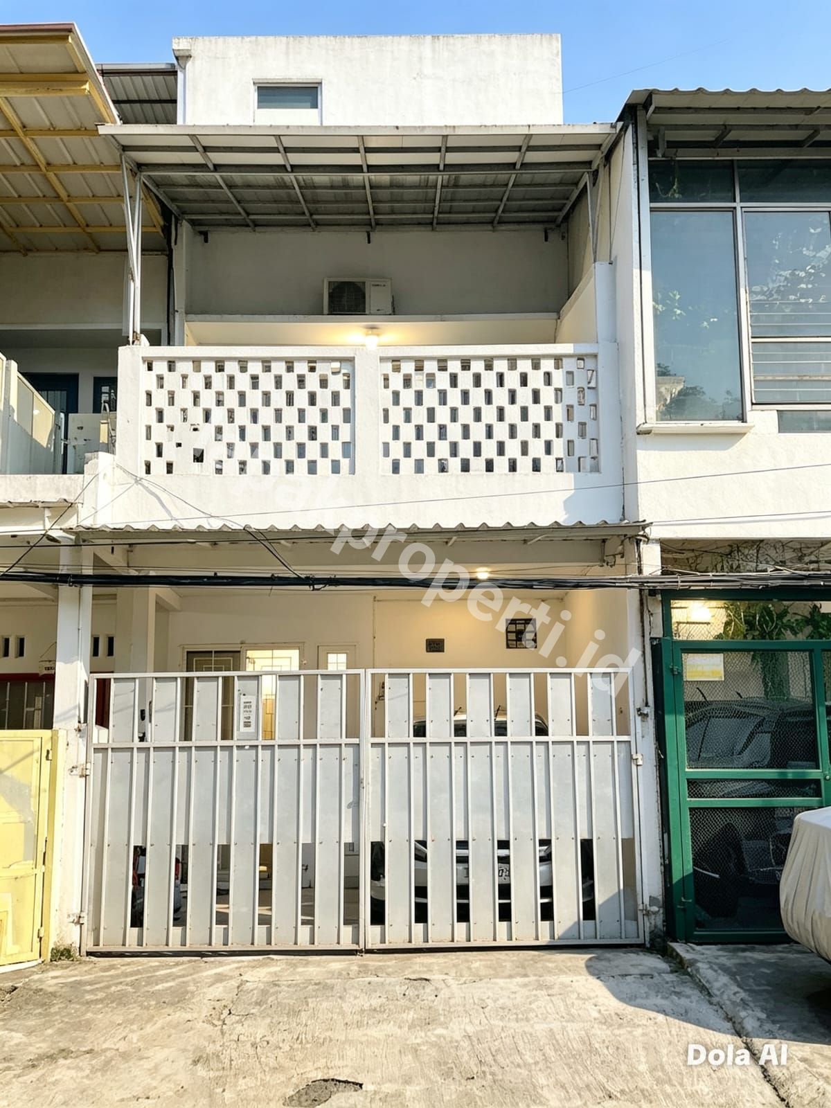 Foto Dijual Rumah Secondary Akses Jalan Lebar Di Dalam Komplek Billymoon Pondok Kelapa - 14