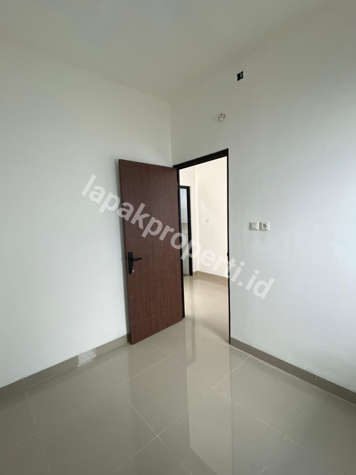 Foto Rumah Cantik 2 Lantai dalam Komplek Bebas Asri di Jatiasih Kota Bekasi - 11