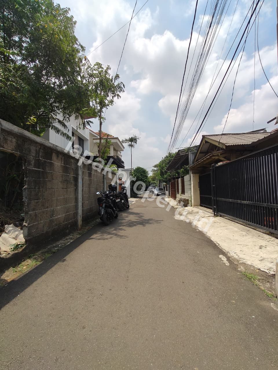 Foto Tanah Kavling Bebas Banjir Lokasi Strategis Di Pondok Kelapa Jakarta Timur - 1