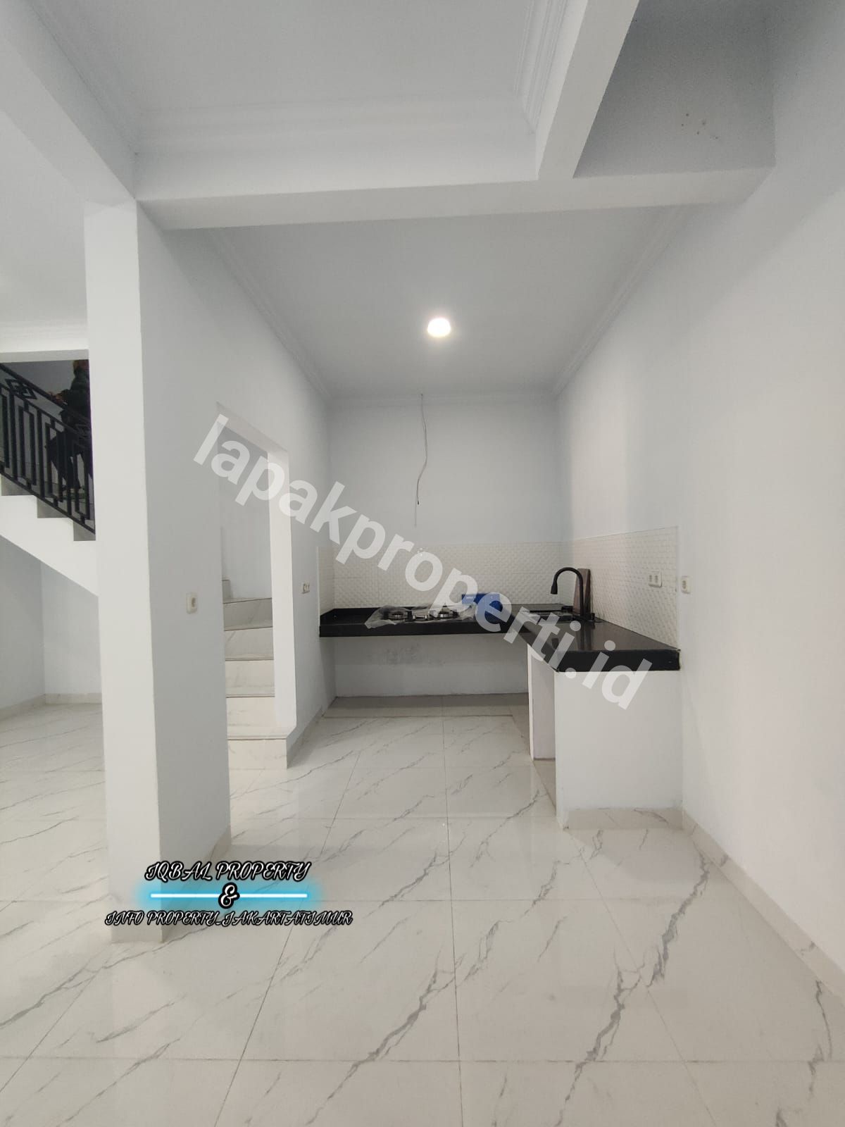 Foto Dijual Rumah Baru Dengan Rofftop Siap Huni Di Pondok Kelapa Jakarta Timur - 6