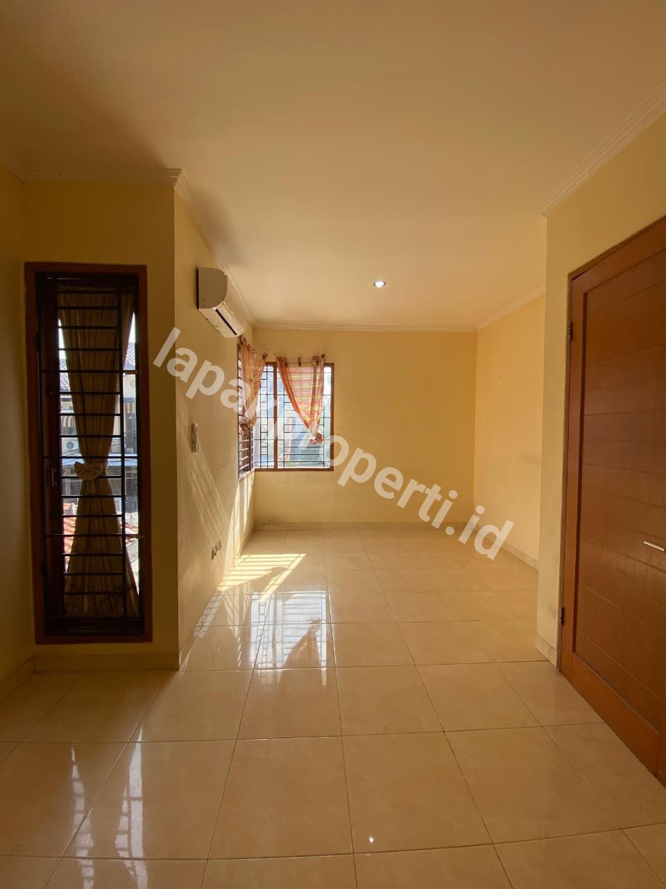 Foto RUMAH BAGUS DALAM KOMPLEK STRATEGIS di KALIMALANG DUREN SAWIT JAKARTA TIMUR - 14