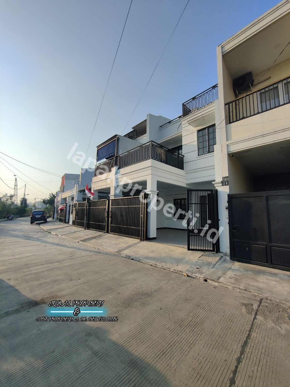 Foto Dijual Rumah Baru Dengan Rofftop Siap Huni Di Pondok Kelapa Jakarta Timur - 2