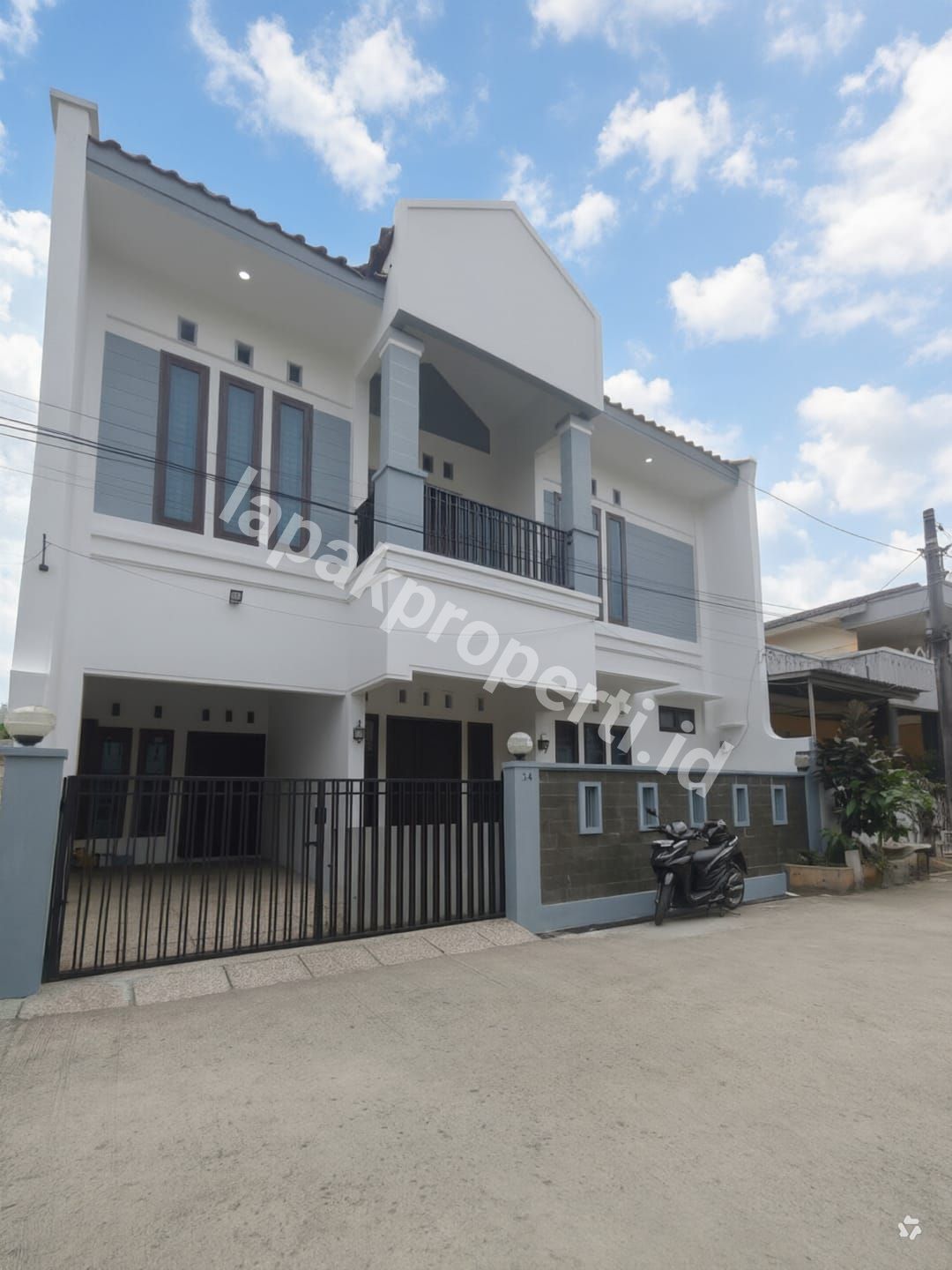 Foto Rumah Secondary Dalam komplek Di Jatibening Bekasi - 5