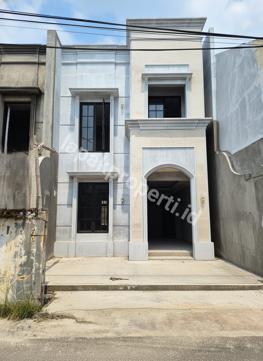 Foto Dijual Rumah Baru Dalam Komplek Di Pondok Bambu Jakarta Timur - 1