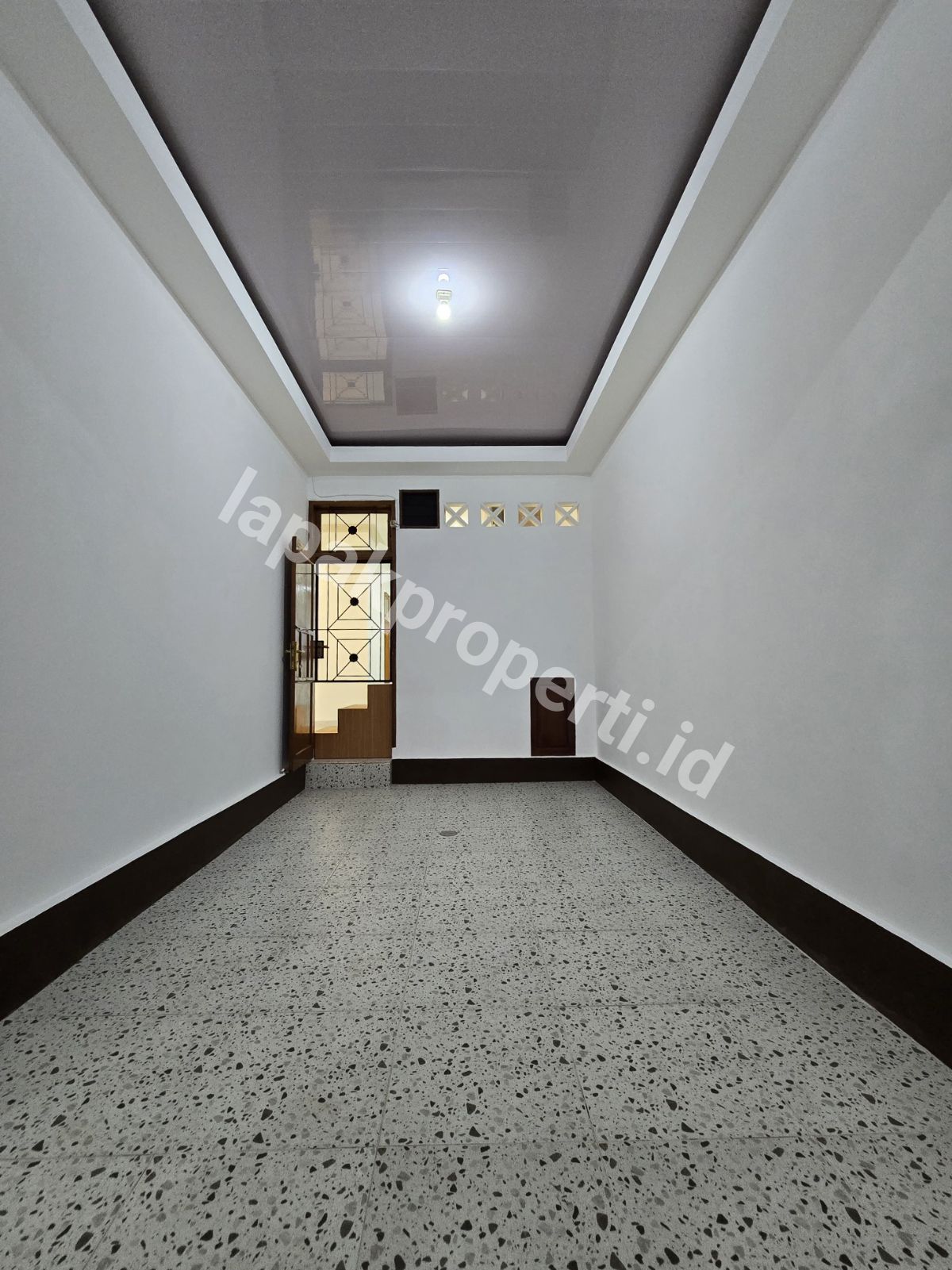 Foto Turun Harga Rumah Dalam Komplek Full Renovasi Siap Huni - 11