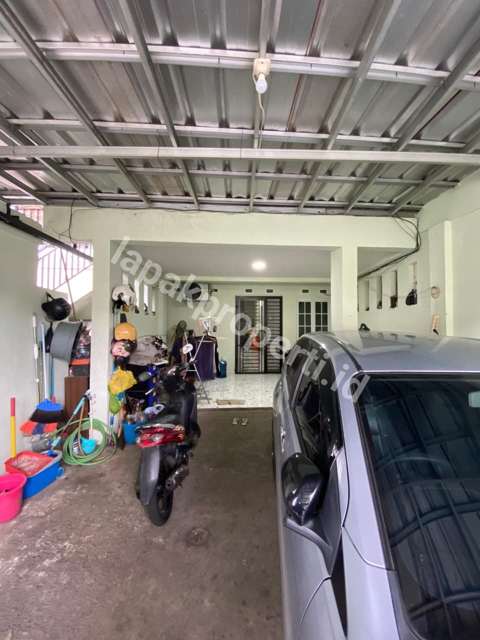 Foto RUMAH INDUK dan KOST LOKASI STRATEGIS di MATRAMAN RAYA JAKARTA TIMUR - 11