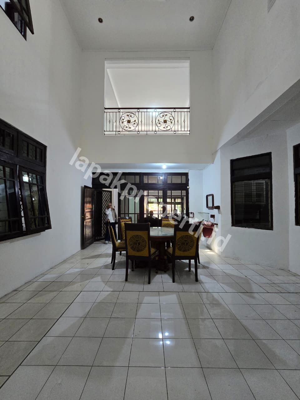 Foto Turun Harga Rumah Dalam Komplek One gate Di Pondok Bambu Jakarta Timur - 9