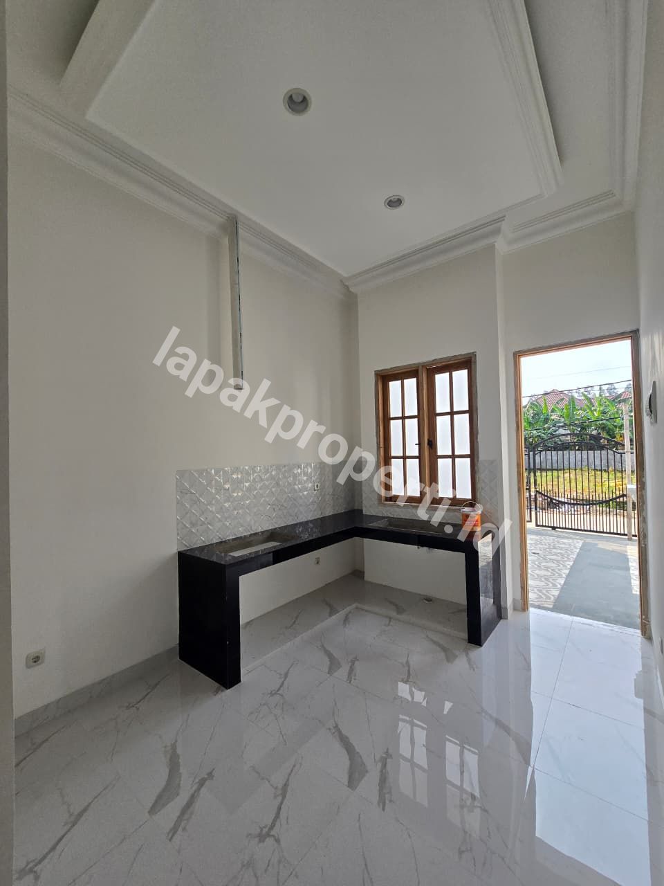 Foto Dijual Rumah Baru Dalam Komplek Tenang Di Duren Sawit Jakarta Timur - 7