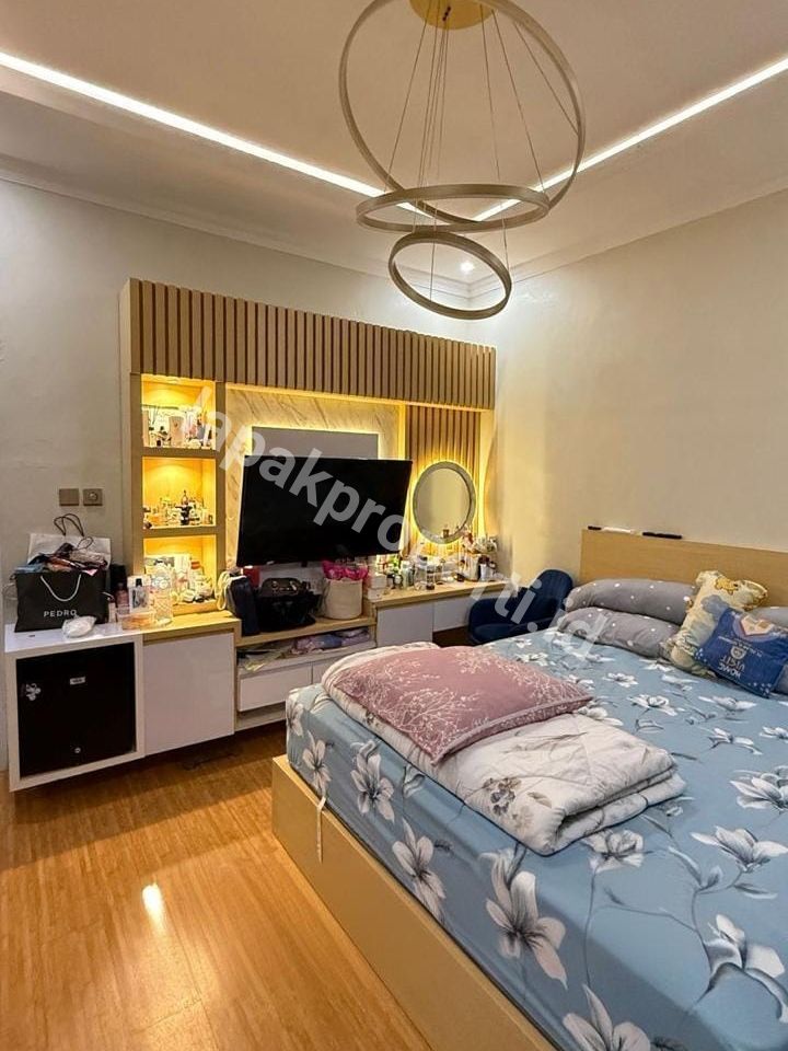 Foto Dijual Rumah Semi Furnished Akses Motor Dekat RS Persahabatan Di Pisangan Timur - 6