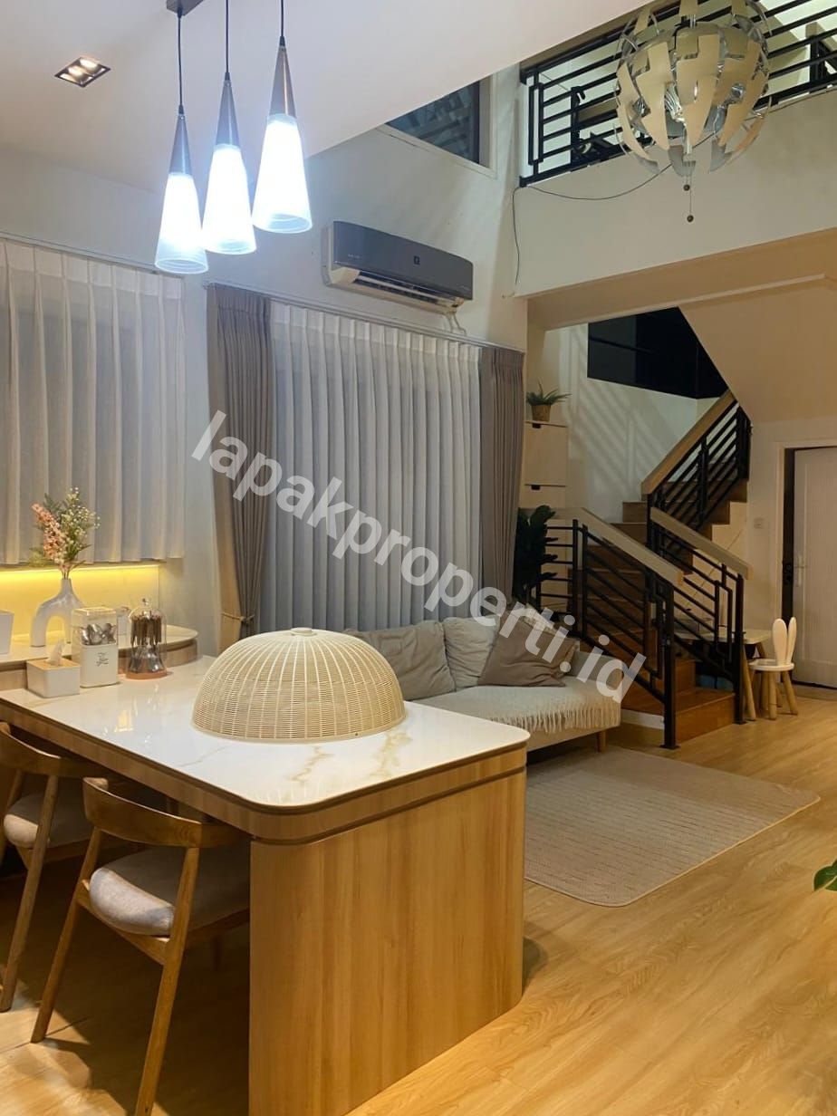 Foto Rumah Second Furnished, Hook Di Billymoon Pondok Kelapa Jakarta Timur - 6
