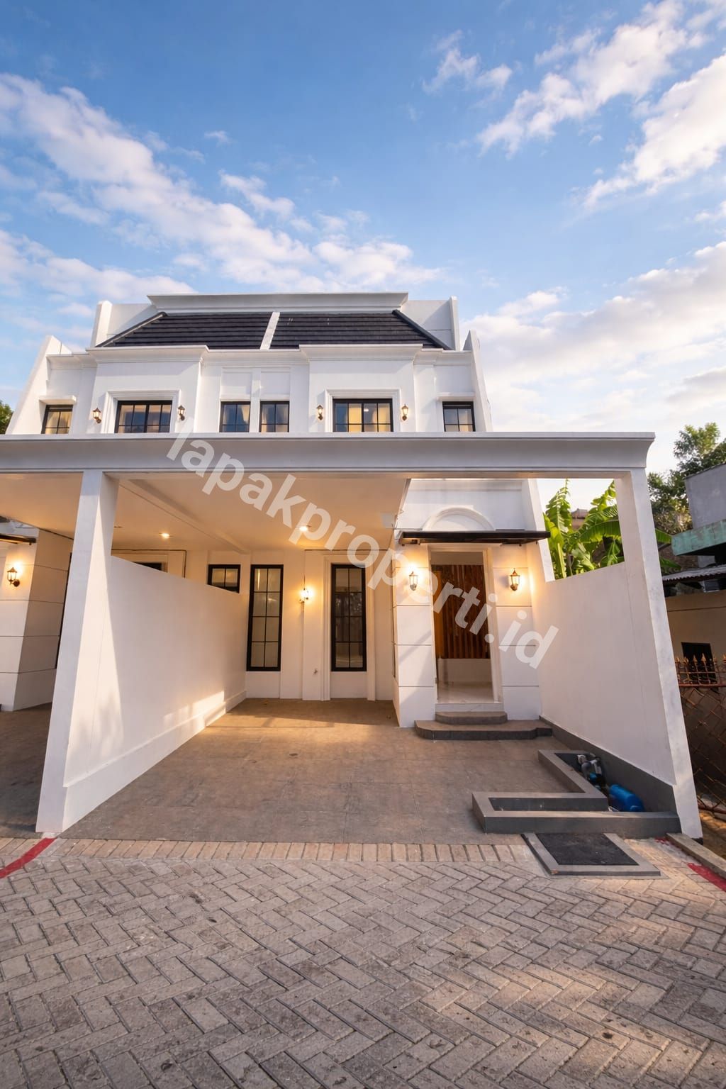 Foto Dijual Rumah Baru Siap Huni Di Cempaka Putih Jakarta Pusat - 2