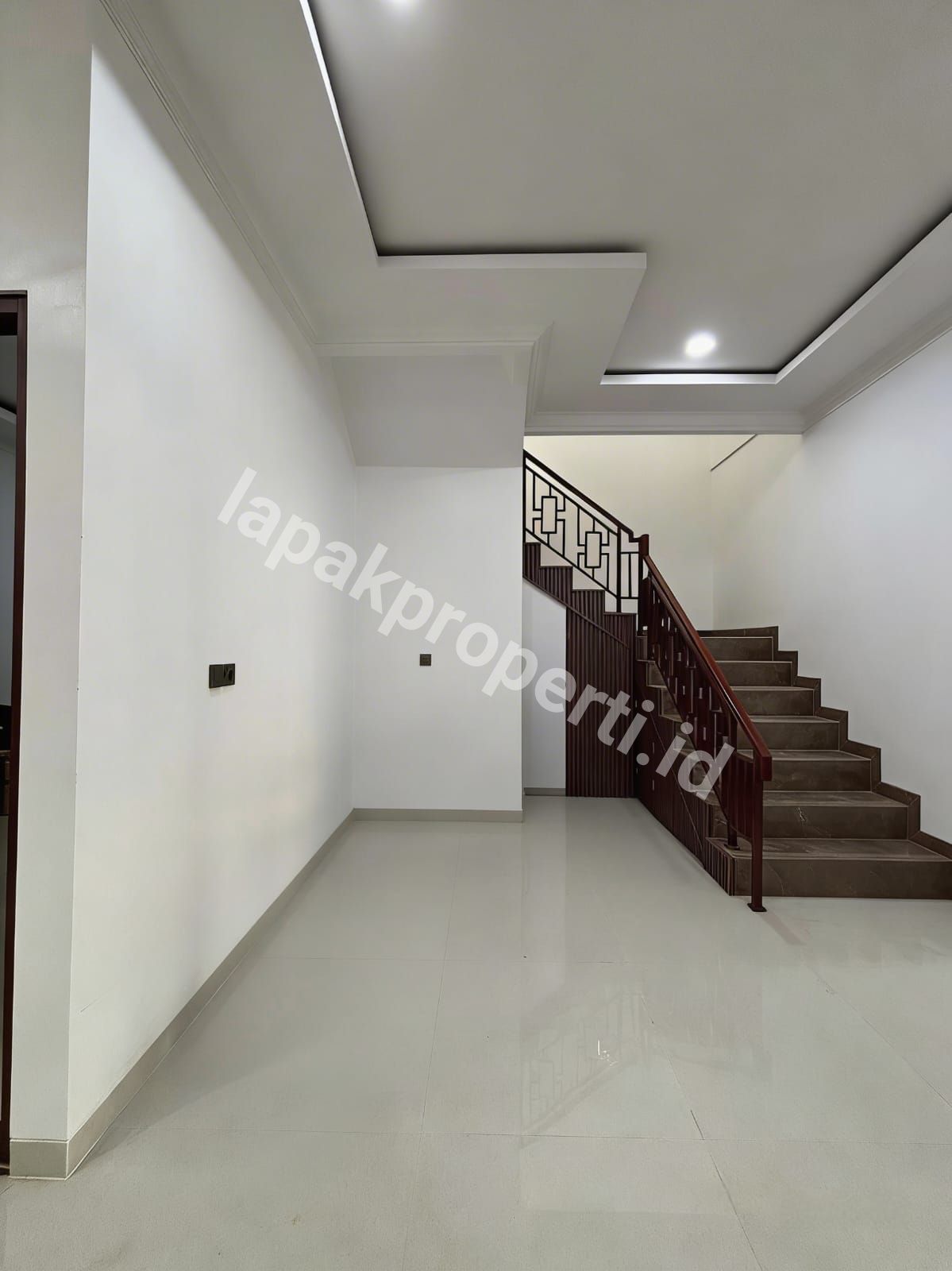 Foto Dijual Rumah Baru Design Modern Di Kayu Putih Jakarta Timur - 15