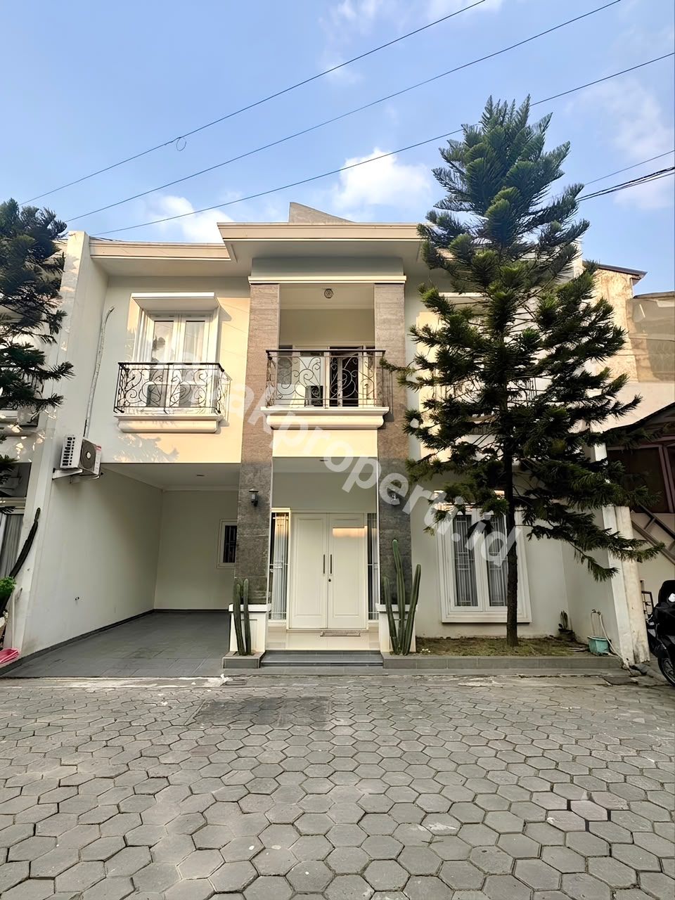 Foto Dijual Rumah Secondary Dalam Twonhouse Siap Huni - 1