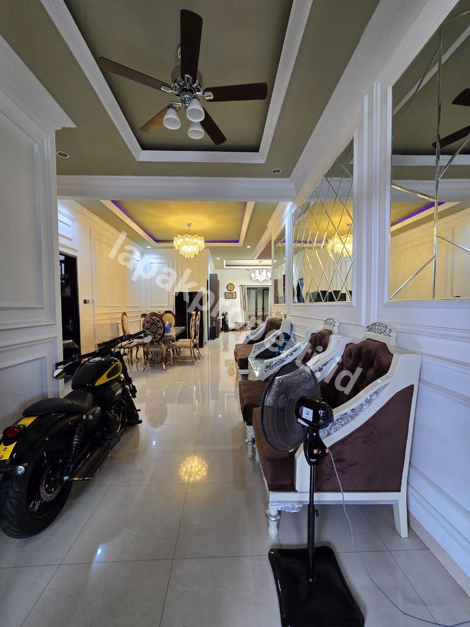 Foto Rumah Second Fully Furnished Dalam Komplek Di Duren Sawit Jakarta Timur - 5