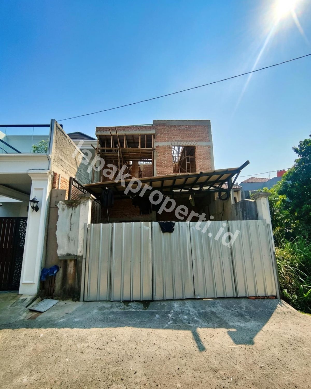 Foto Dijual Rumah Baru On Progres Lokasi Strategis Di Pondok Bambu Jakarta Timur - 1