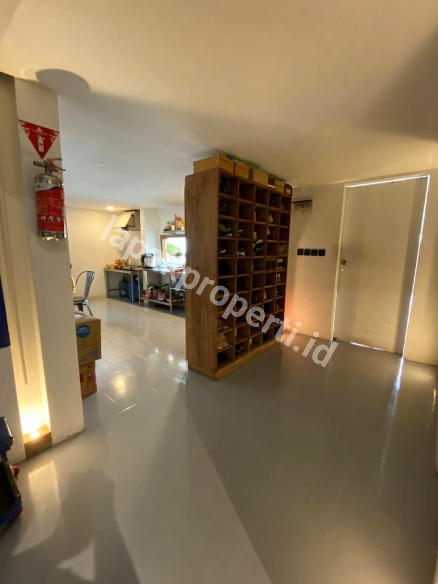 Foto Rumah Modern Siap Huni di Pulomas Jakarta Timur - 9