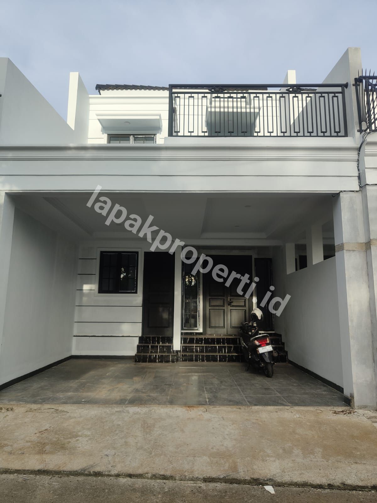 Foto Dijual Rumah Baru Dalam Komplek Di Pondok Kelapa Jakarta Timur - 1
