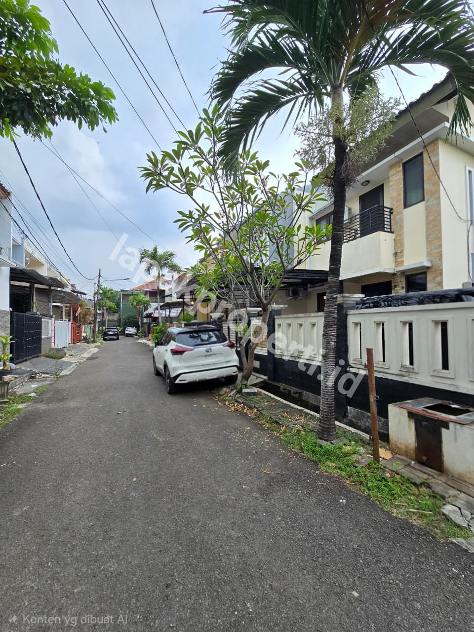 Foto Rumah Second Furnished, Hook Di Billymoon Pondok Kelapa Jakarta Timur - 2