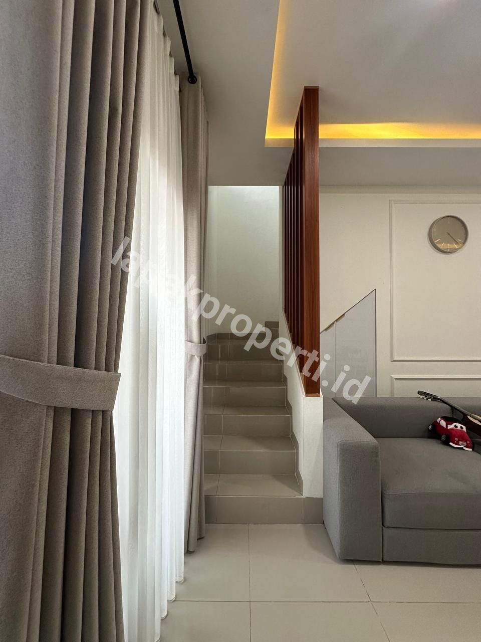 Foto Dijual rumah 2 lantai siap huni di daerah Jati Luhur, Jati Asih Kota Bekasi - 7