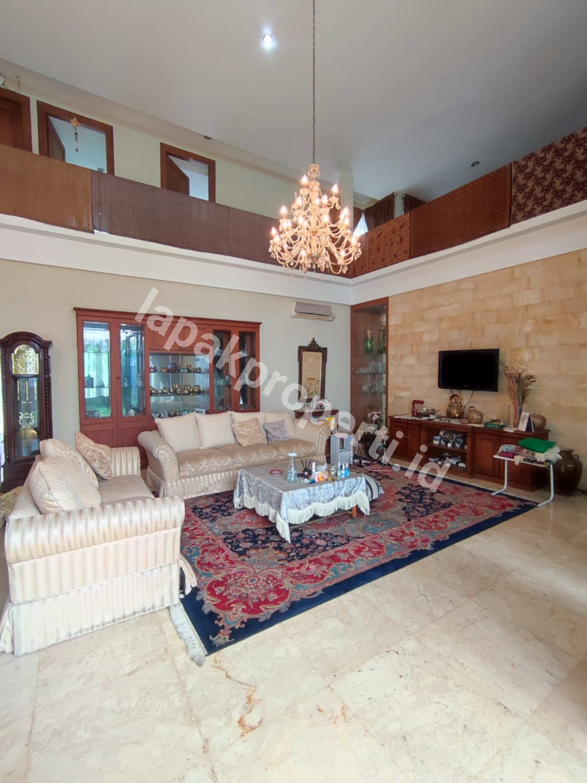 Foto RUMAH MEWAH DALAM KOMPLEK ASRI di LEBAK BULUS JAKARTA SELATAN - 11