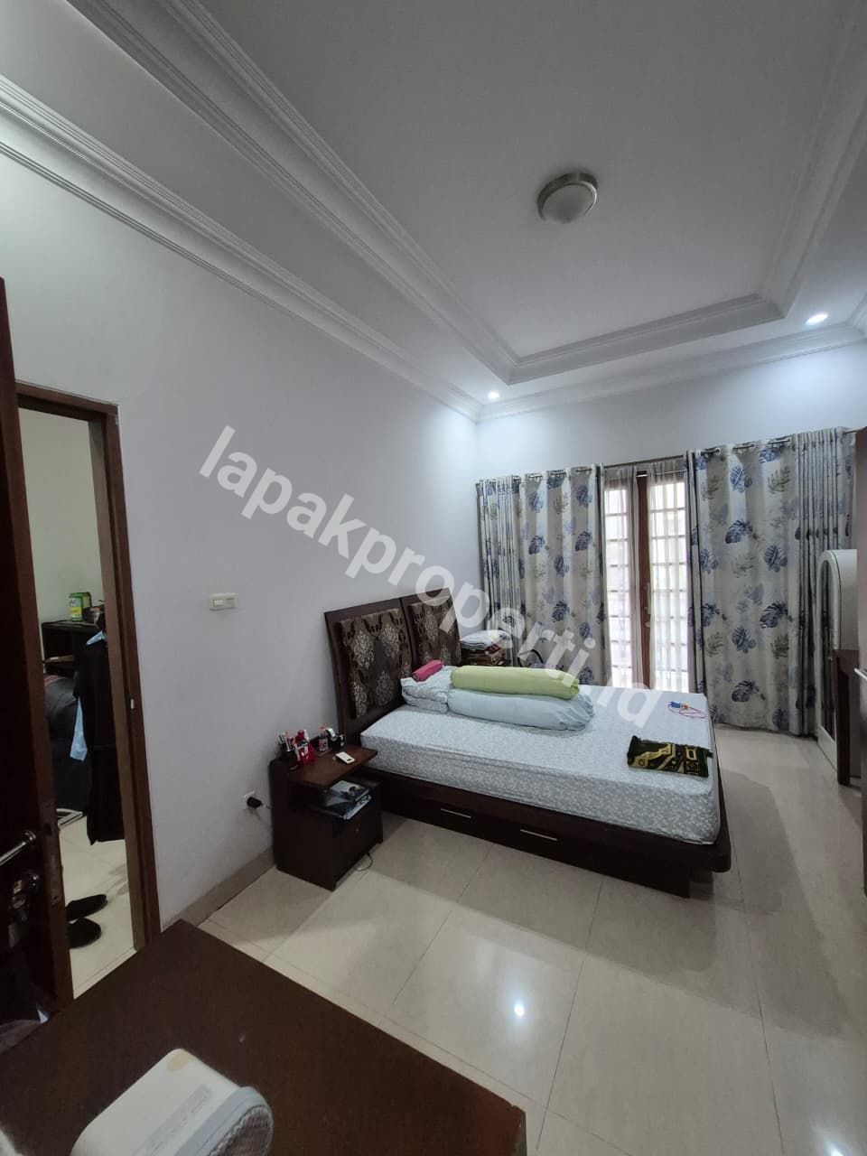 Foto Rumah Secondary Dalam komplek Di Cempaka Putih Jakarta Pusat - 11