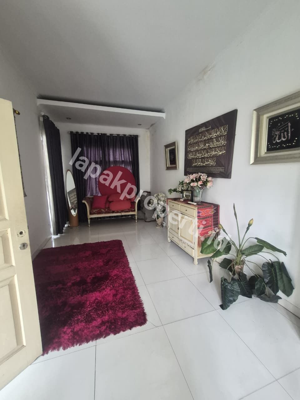 Foto Dijual Rumah Secondary Dalam komplek Dengan Private Poll Di Duren Sawit Jakarta Timur - 7