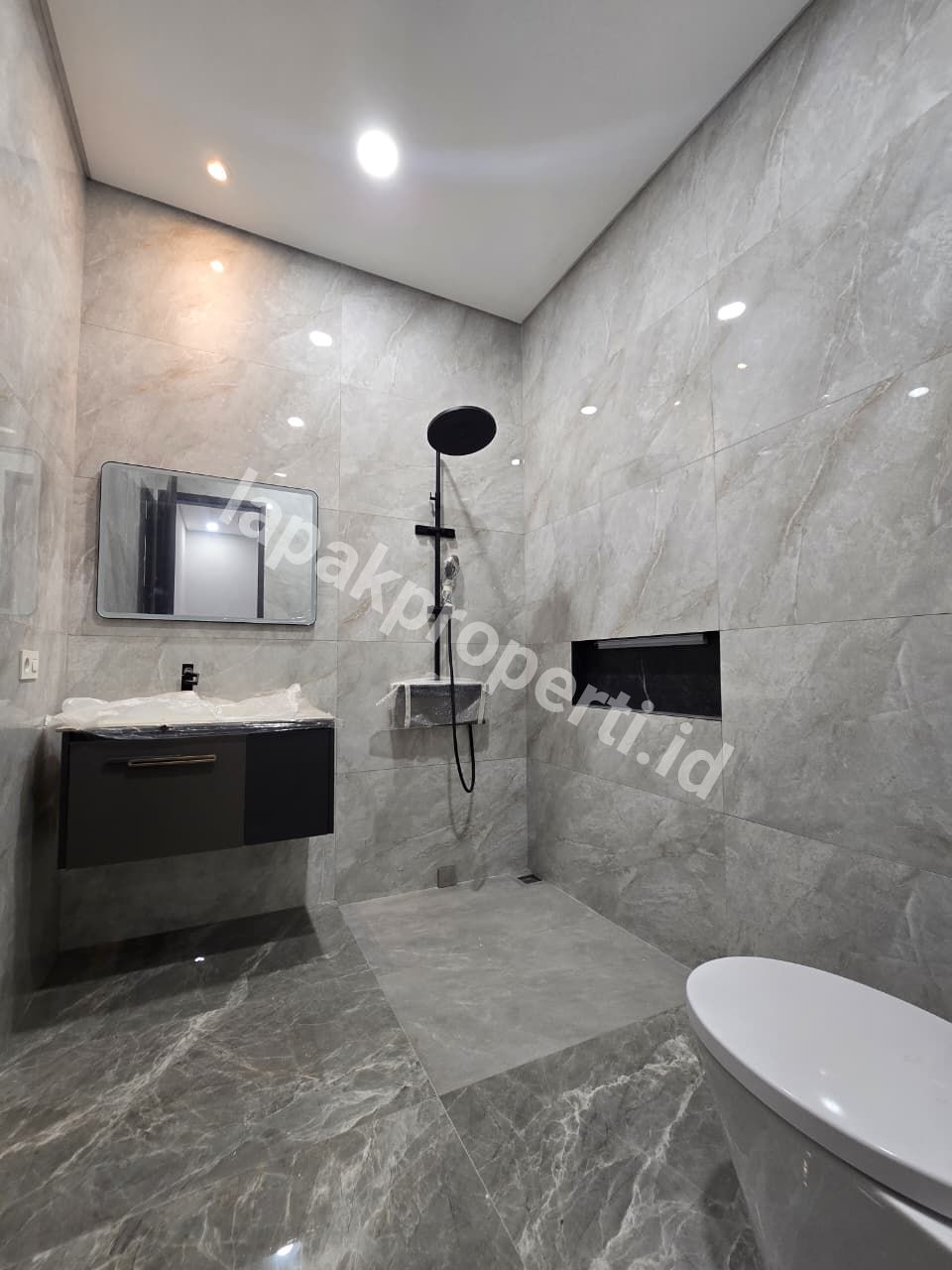 Foto Dijual Rumah Baru Design Modern Minimalis Di Cempaka Putih Jakarta Pusat - 7