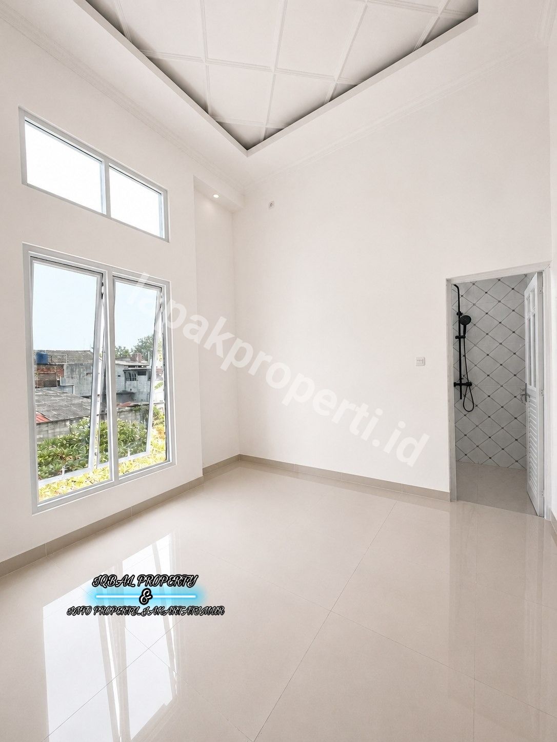 Foto Dijual Rumah Baru Design Classic Modern Siap Huni - 12