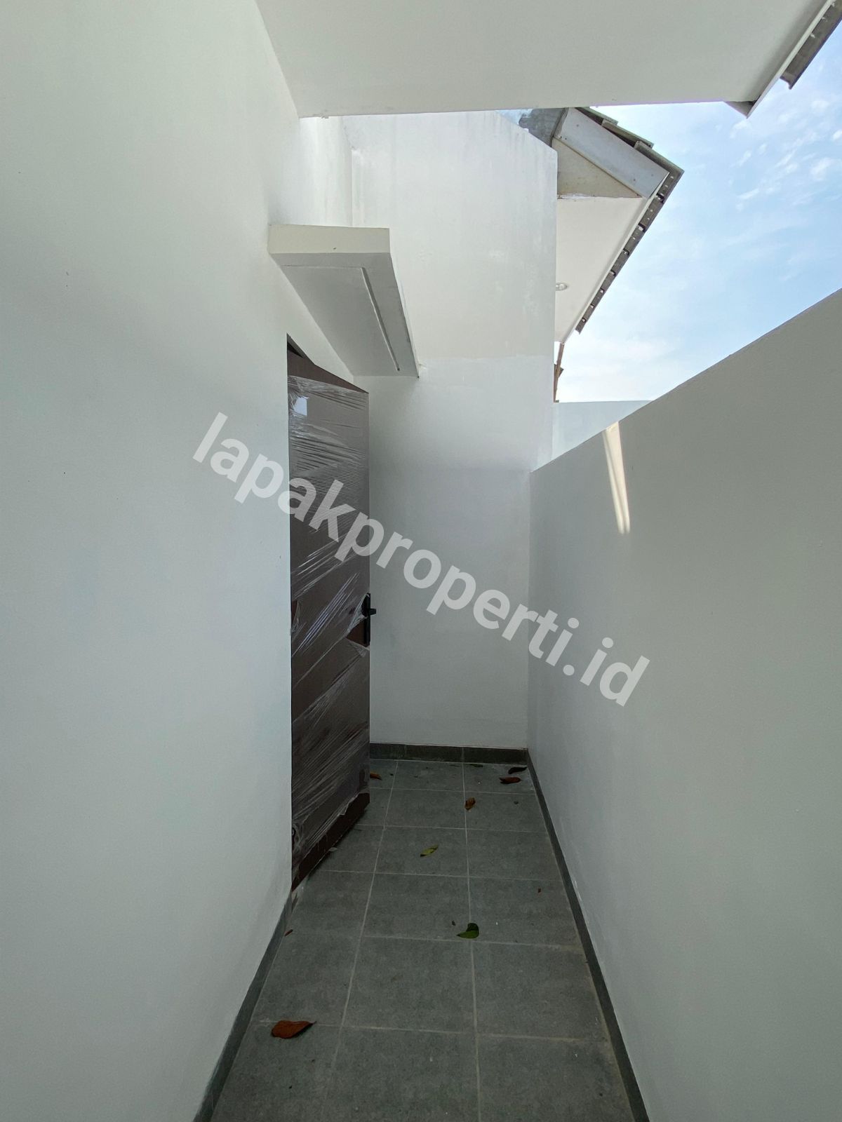 Foto Rumah Cantik 2 Lantai dalam Komplek Bebas Asri di Jatiasih Kota Bekasi - 15