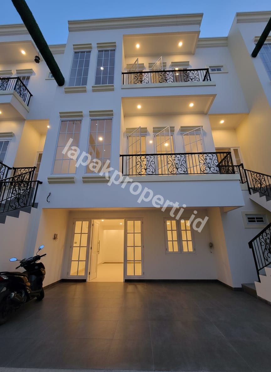 Foto Dijual Rumah Baru Siap Huni Di Kayu Putih Jakarta Timur - 1