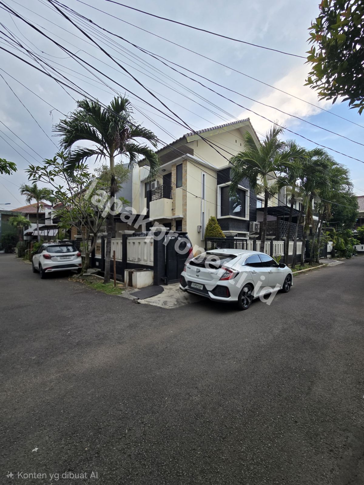 Foto Dijual Rumah Secondary Full Furnished Dalam komplek Di Billymoon Pondok Kelapa Jakarta Timur - 1