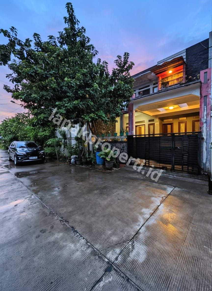 Foto Rumah Second Dalam Komplek One Gate Di Pondok Kelapa Jakarta Timur - 3
